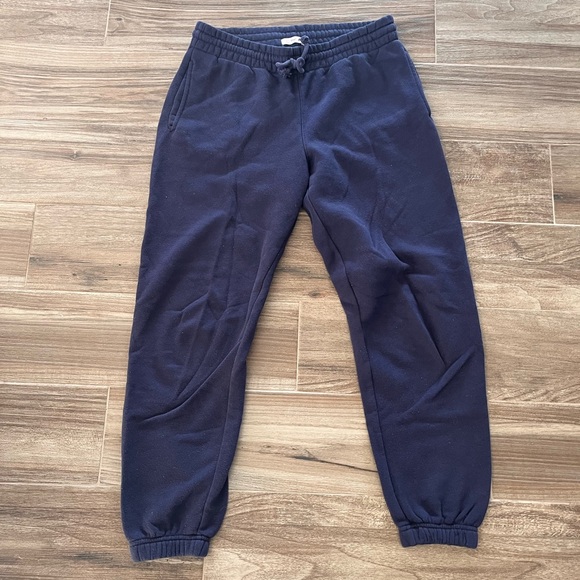 Aritzia Tna Cozy Fleece Boyfriend Sweatpant - Picture 2 of 4